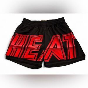NWT Women's Mitchell & Ness Miami Heat Big Face 4.0 Shorts Size Large $75 MSRP
